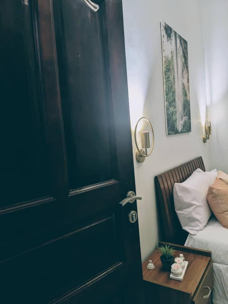 Royal Xperience Panzió Mbale Kültér fotó